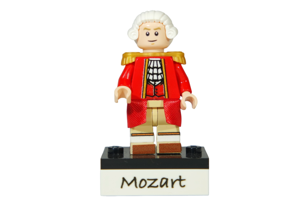 Mozart minifigure
